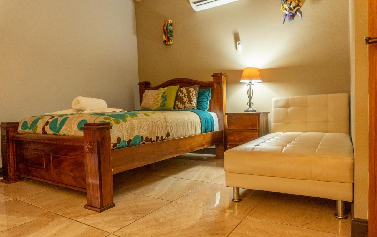 Hotel Margarita And Tour Operator Drakes Bay Kültér fotó